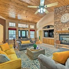 Upscale Haven Near the Apache-Sitgreaves Forest!