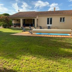 Maison de vacances10 pers piscine au calme 4 Etoiles