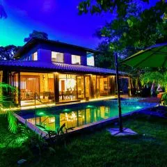 Casa de Alto Padrão 6 Suítes