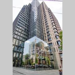 Beautiful apartment in Chicago tower.