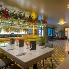 The Victoria Hotel