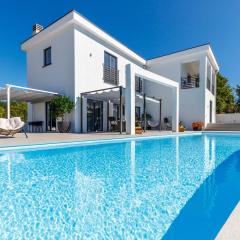 Luxury Villa Valhalla with Private Pool