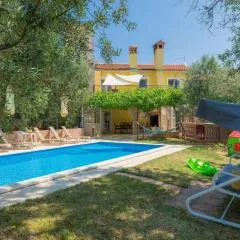 Holiday Home Duje & Mare by Interhome