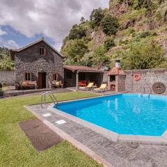 Casa da Pedra by Amazing Madeira