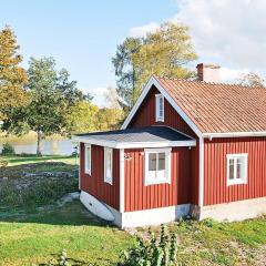 6 person holiday home in ESKILSTUNA