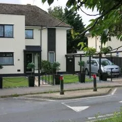 3 Bedroom Home with Welcome Breakfast near Beaches