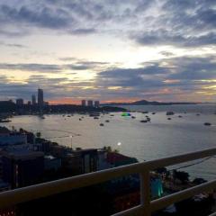 View Talay 6 Central Pattaya Apartment