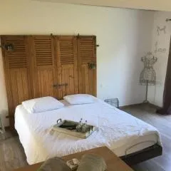 chambre d hôtes les trois châteaux piscine intérieure chauffée