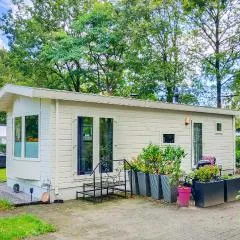 Gorgeous Home In Schoonloo With Wifi