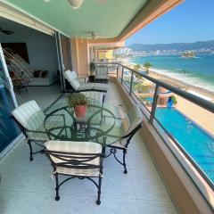 Comfortable Beachfront apartment in Acapulco