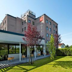 Hotel Ibis Firenze Prato Est