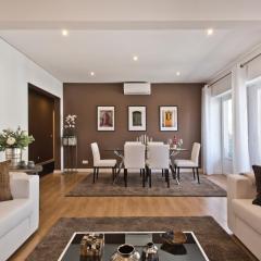 Central Apartment 127 by Saboia Collection