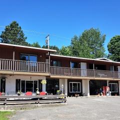 Lakeshore Motel Ice Lake