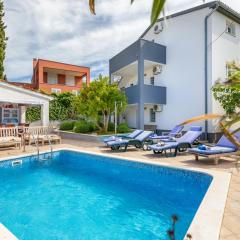 Nature & Sea Holiday Home with Pool