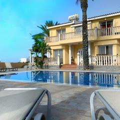 Beach Villa Roula 4 Bedroom in Ayia Napa