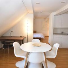 Beautiful studio in the old town - Symbol 2 4ST R