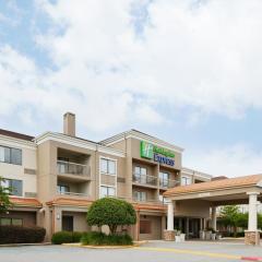 Holiday Inn Express Tifton, an IHG Hotel