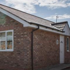 Cosy Dog friendly bungalow sleeps 4