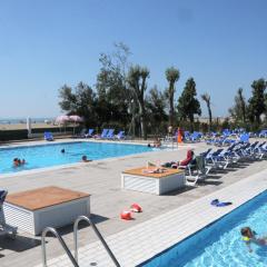 Punta Falconera camping & village
