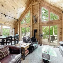 Lucky Lakefront Log Cabin