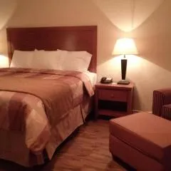 FieldHouse Inn & Conference Center