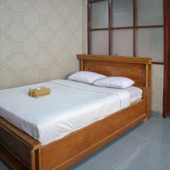 Monjali Inn RedPartner near Tugu Yogyakarta