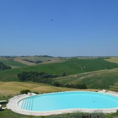 Holiday apartment with swimming pool, strade bianche, swimming pool, view