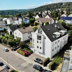 The Beverly Hills of Frankfurt in Hofheim Penthouse or Garden