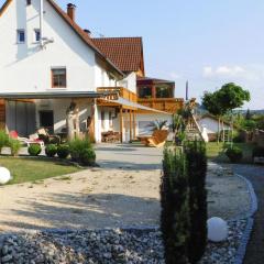 Ferienwohnung mit Balkon und Garten in Veringendorf