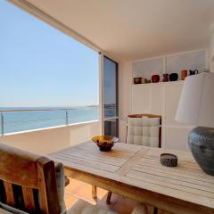 Apartment Boulevard 105