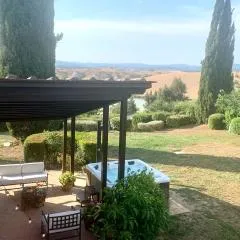 Casa Bianca gorgeous Tuscan home Crete Senesi, Siena