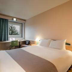 ibis Paris Pantin Eglise