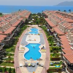 SUNSET BEACH CLUb