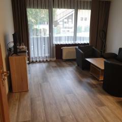 Voll möbiliertes Ferienwohnung neben Schön-Klinik auch fur Monteuere geeignet