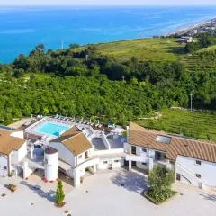 Apartment in Pedaso with Sea View & Pool