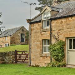 Finest Retreats - Cottage and Barn, Shortflatt Farm