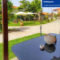 Sunday's Family House/Apartment