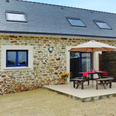 Breton semi-detached house near the sea, Telgruc-sur-Mer