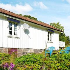 5 person holiday home in FISKEB CKSKIL