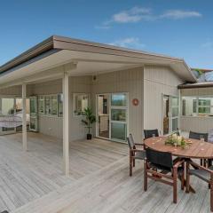 Hosts on the Coast Puriri Pride