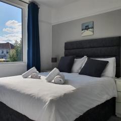 Stanley House - Free Parking for multiple Vehicles by Cliftonvalley Apartments