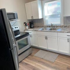 Spacious Remodeled 1 Bed1 Bath, Awesome Location!