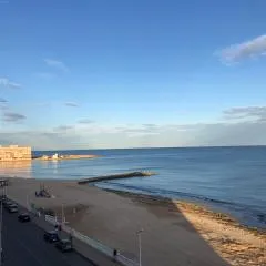 Alojamiento Torrevieja playa frente al mar