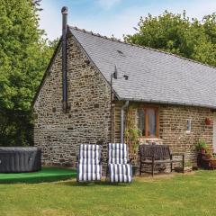 Stunning Home In Fougerolles Du Plessis