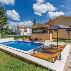 Beautiful Home In Pazin With 4 Bedrooms, Wifi And Outdoor Swimming Pool