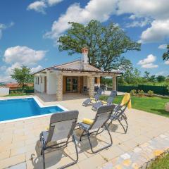 Beautiful Home In Cambarelici With 3 Bedrooms, Wifi And Outdoor Swimming Pool