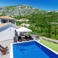 Stunning Home In Zaton With 4 Bedrooms, Wifi And Outdoor Swimming Pool