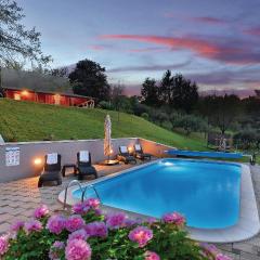 Amazing Home In Varazdinske Toplice With Outdoor Swimming Pool