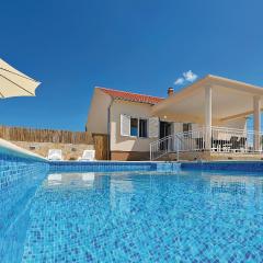 Gorgeous Home In Krkovic With Outdoor Swimming Pool