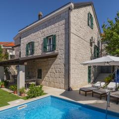 Beautiful Home In Imotski With Outdoor Swimming Pool